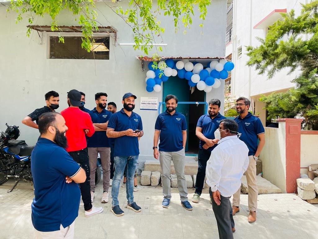 A new outlet opening